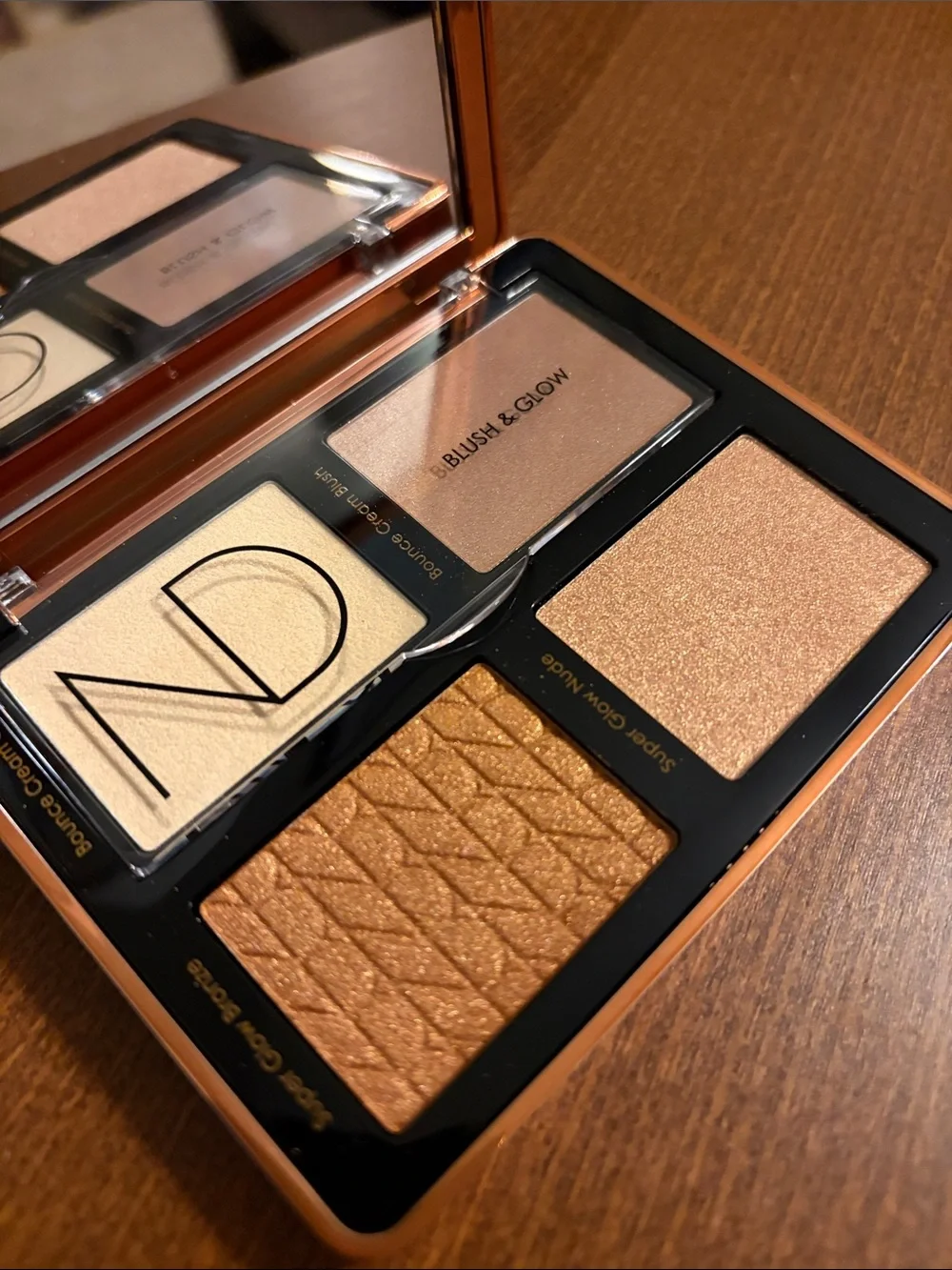Natasha Denona Bronze Cheek Face Glow Palette - Bronze Gold